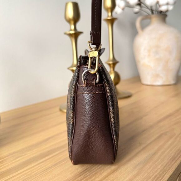 ✅AUTHENTIC✅LOUIS VUITTON Ebene Damier Truth Cosmetic Pouch - Picture 6 of 15